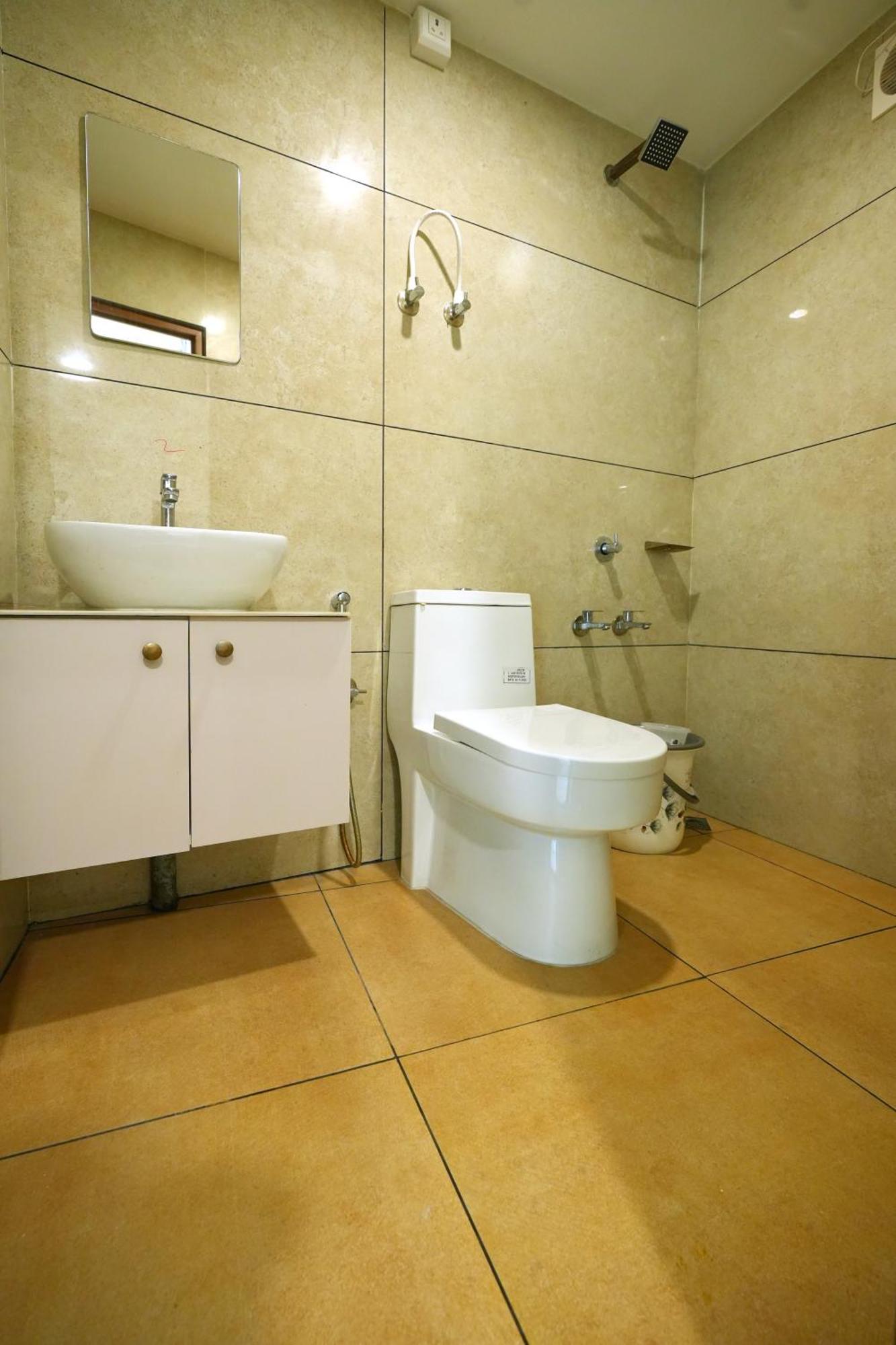 Готель Amsher Suit Lulu Mall Road Kochi Екстер'єр фото